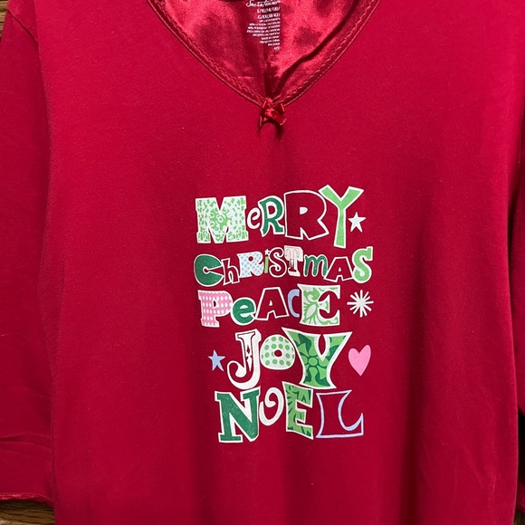 Christmas Secret Treasures sleep/lounge wear, red, size Large/Xlarge, satin trim - Picture 2 of 5